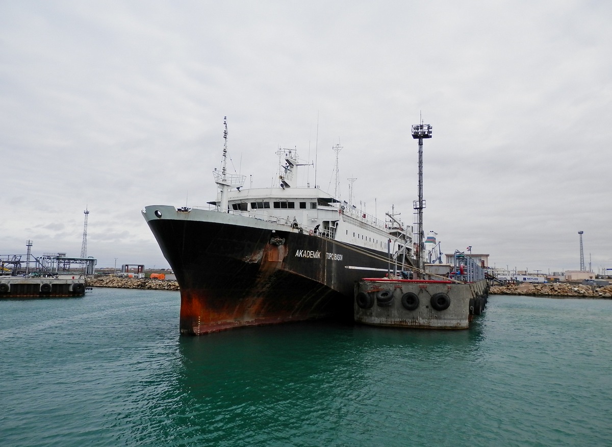 Akademik Topchubashov